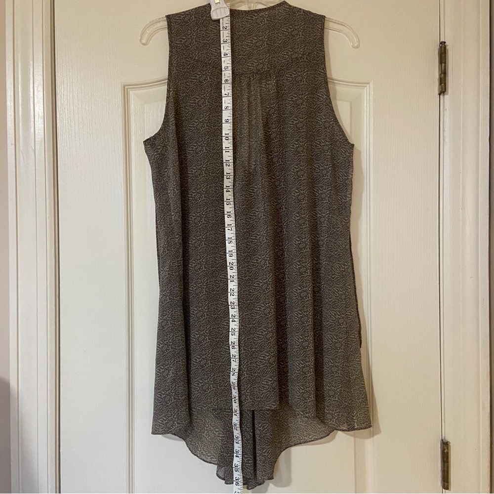CAbi Sleeveless Drape Vest - Picture 7 of 11
